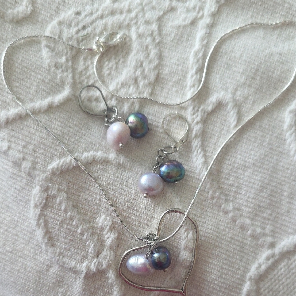 Elegant Silver Pearl Jewelry Set